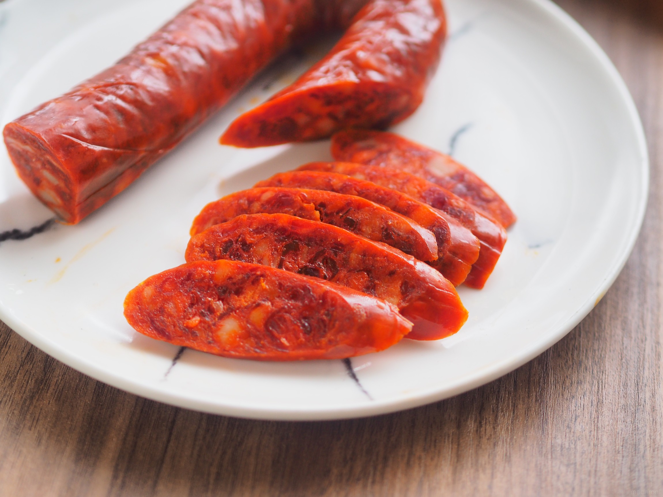 これで千円以内は買うべき！業務スーパー「チョリソーサラミ」がおつまみや料理に大活躍 macaroni