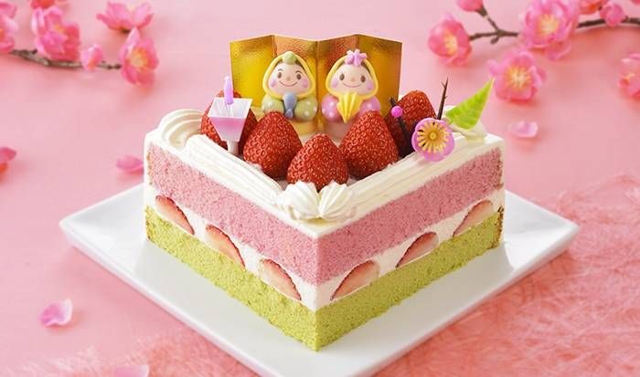 いちごののった銀座コージーコーナーのひなおうぎ M