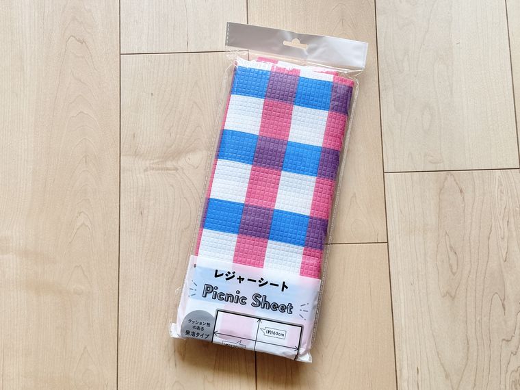 発泡レジャーシート チェックのパッケージ