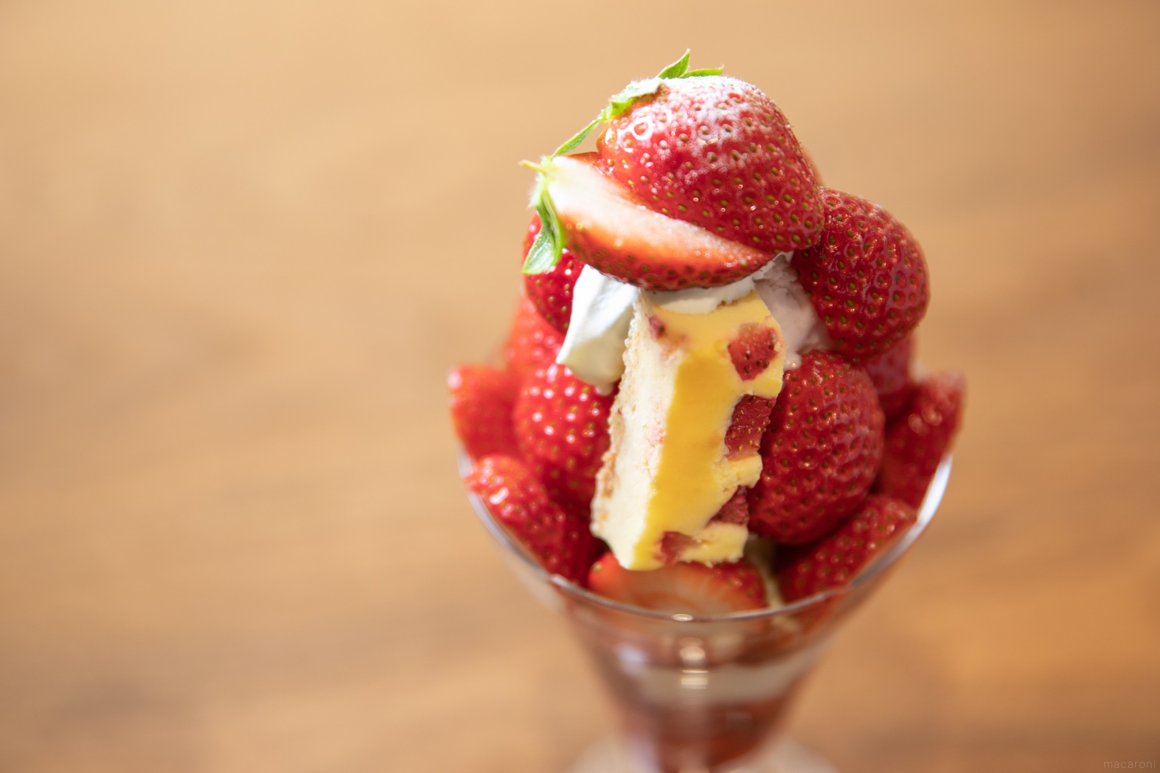 くだもの王国おかやま！思わず笑顔になる旬のいちごパフェを大満喫