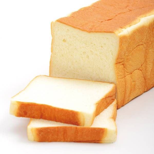 食パンが1本置かれている