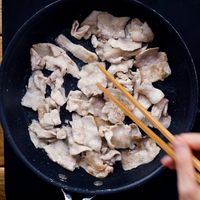 【作り方】豆苗と豚肉のオイスター炒め