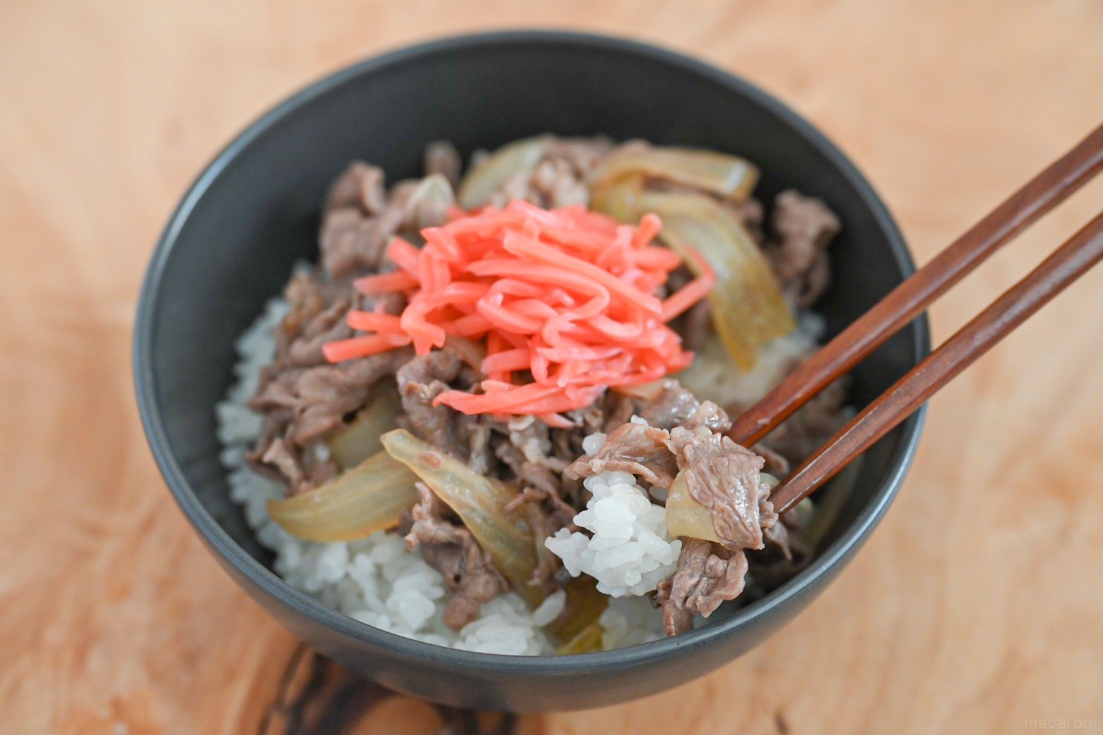 牛 丼 トッピング