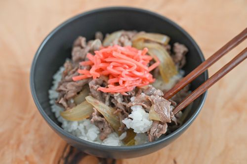 牛丼に合うトッピングの人気ランキングTOP101位の食材は
