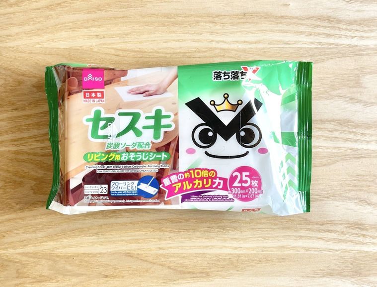 ダイソー落ち落ちVおそうじシート セスキ配合リビング用 25枚のパッケージ