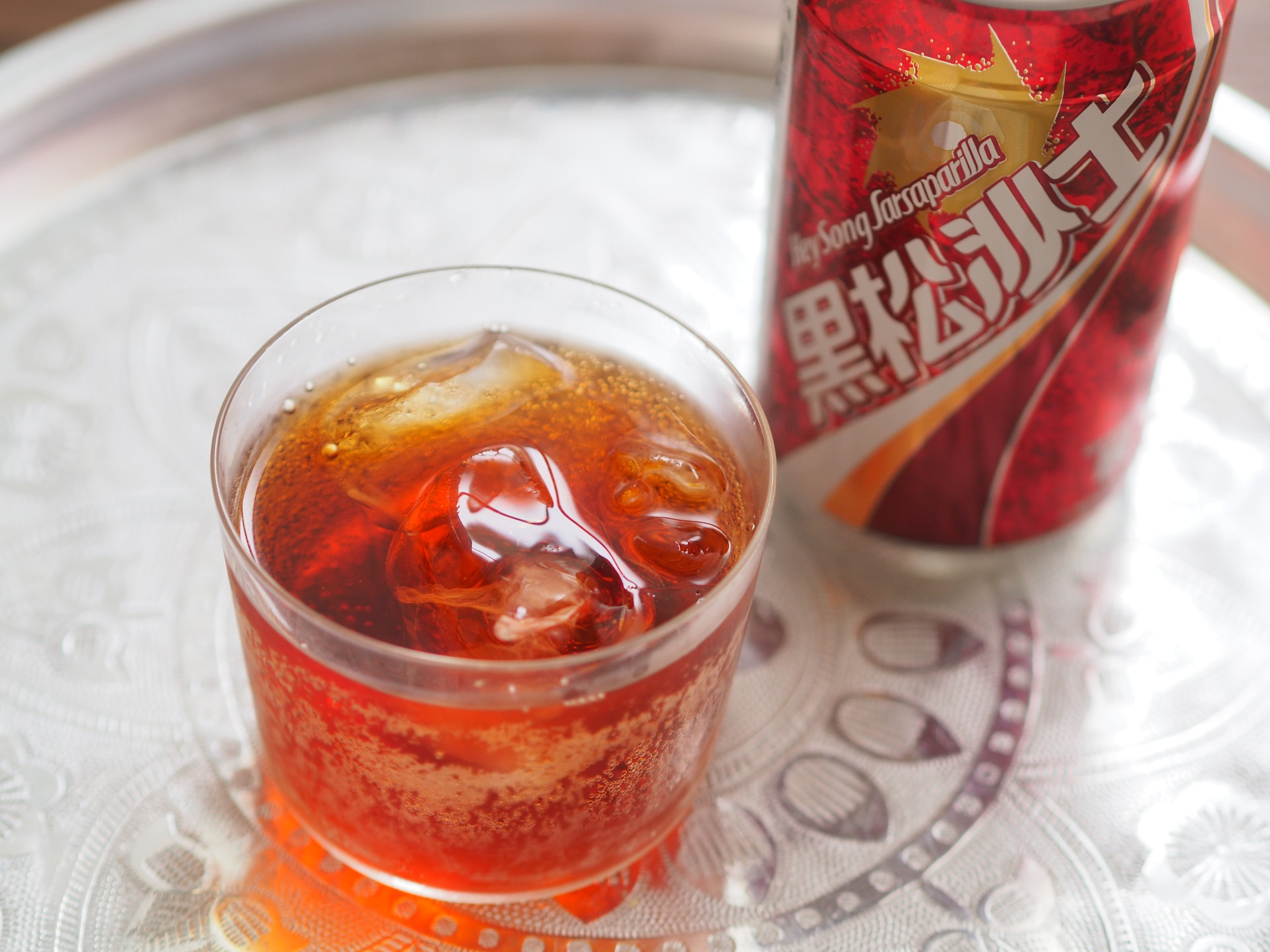賛否両論！話題の台湾コーラ「黒松沙士（ヘイソンサースー）」を
