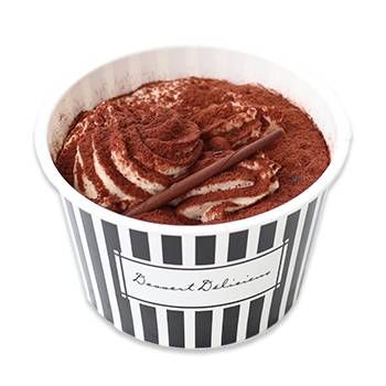 カップに入ったティラミス