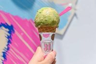 アイスがおいしい人気チェーン店ランキングTOP73位ブルーシール2位シャトレーゼ1位は