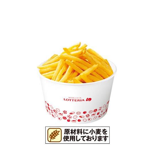 バケツサイズの容器に入ったフレンチフライポテト