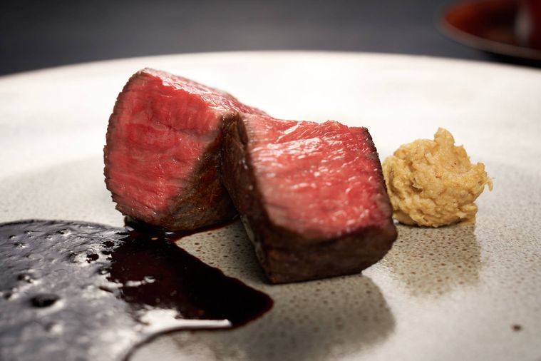 WeBase 鎌倉のレストランの料理