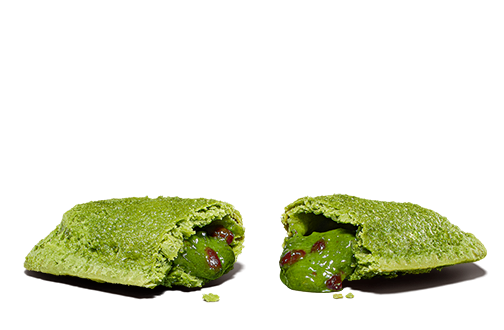 半分に割った抹茶パイ