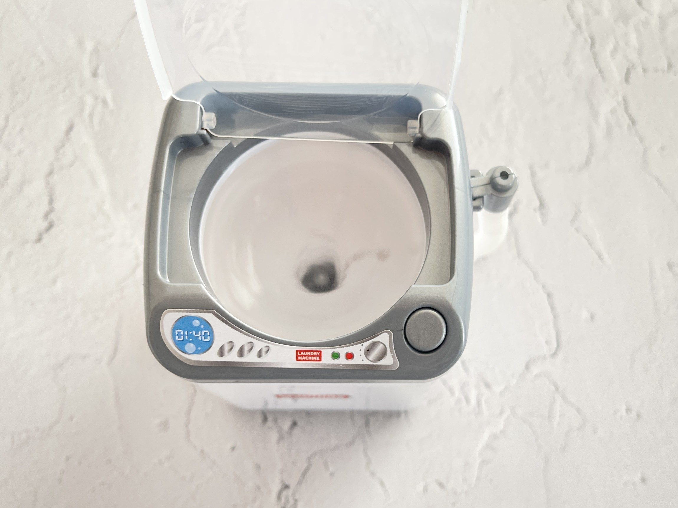 百均の洗濯機 Amazon.co.jp: ダイソー『ミニ洗濯機（電池式）』1個 (ピンク