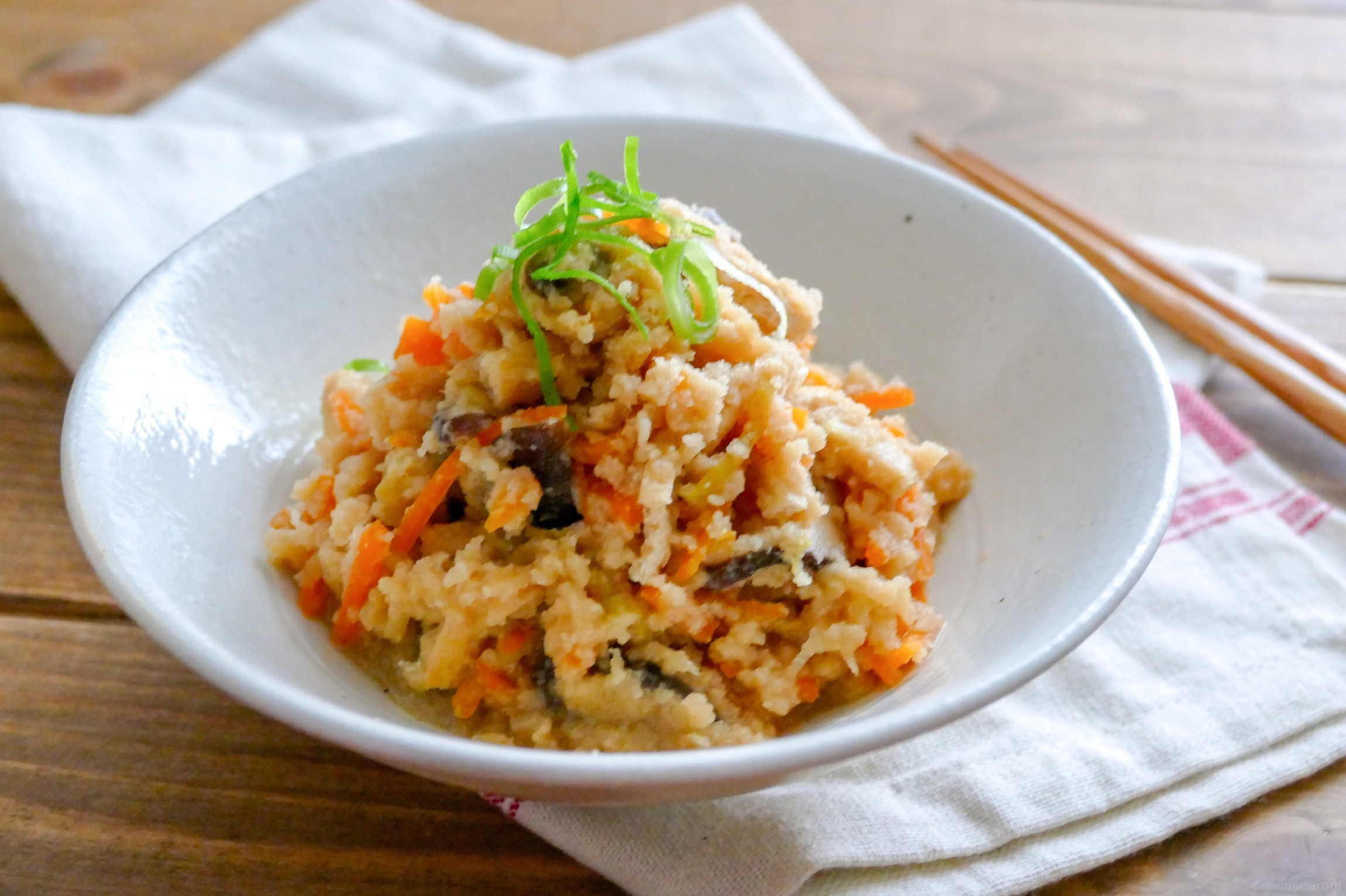 おからの煮物「卯の花」の基本レシピ。旨味たっぷりに仕上げるコツ3つ - macaroni