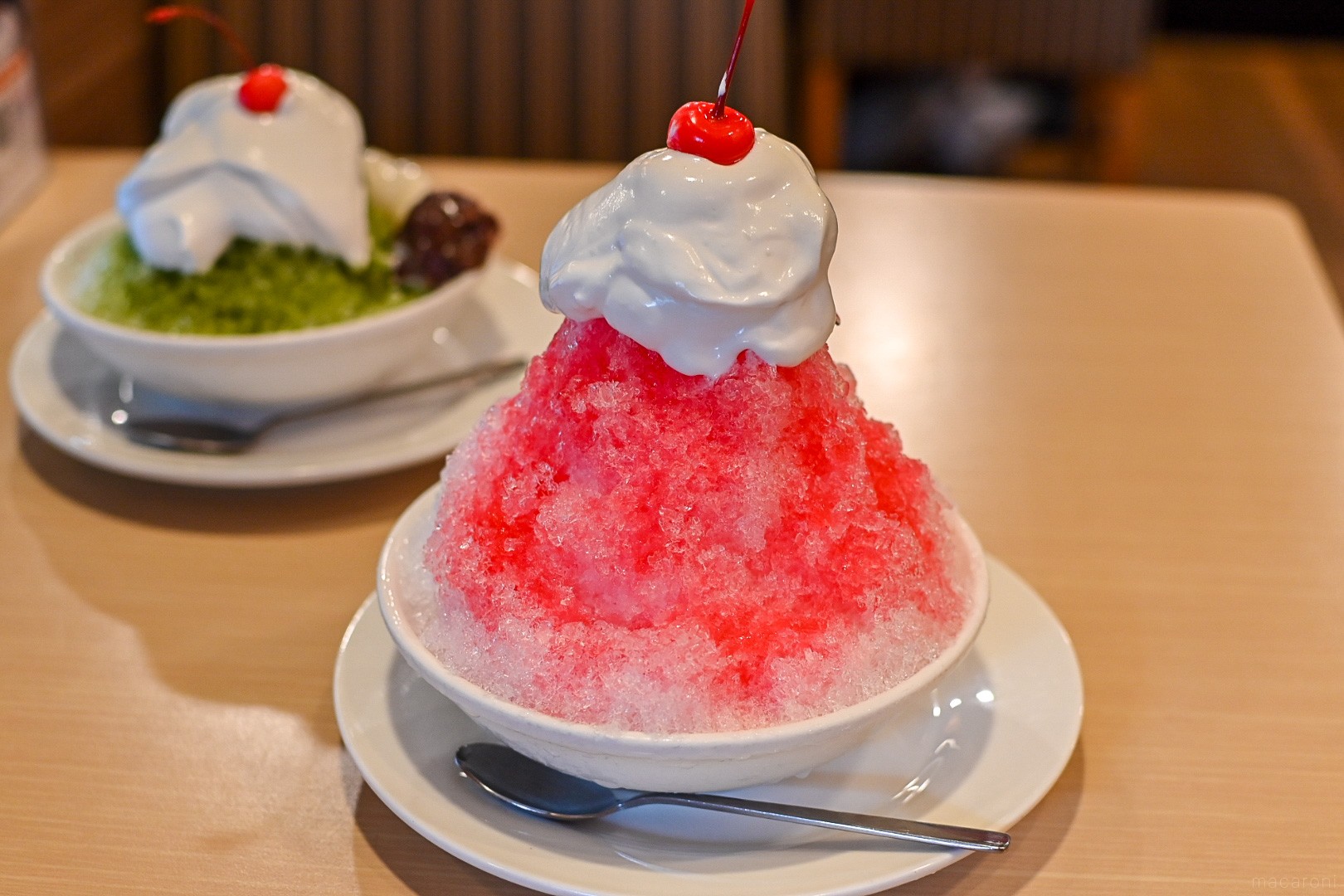 ガストのかき氷を食べ比べ！ふわとろホイップのいちごと宇治抹茶