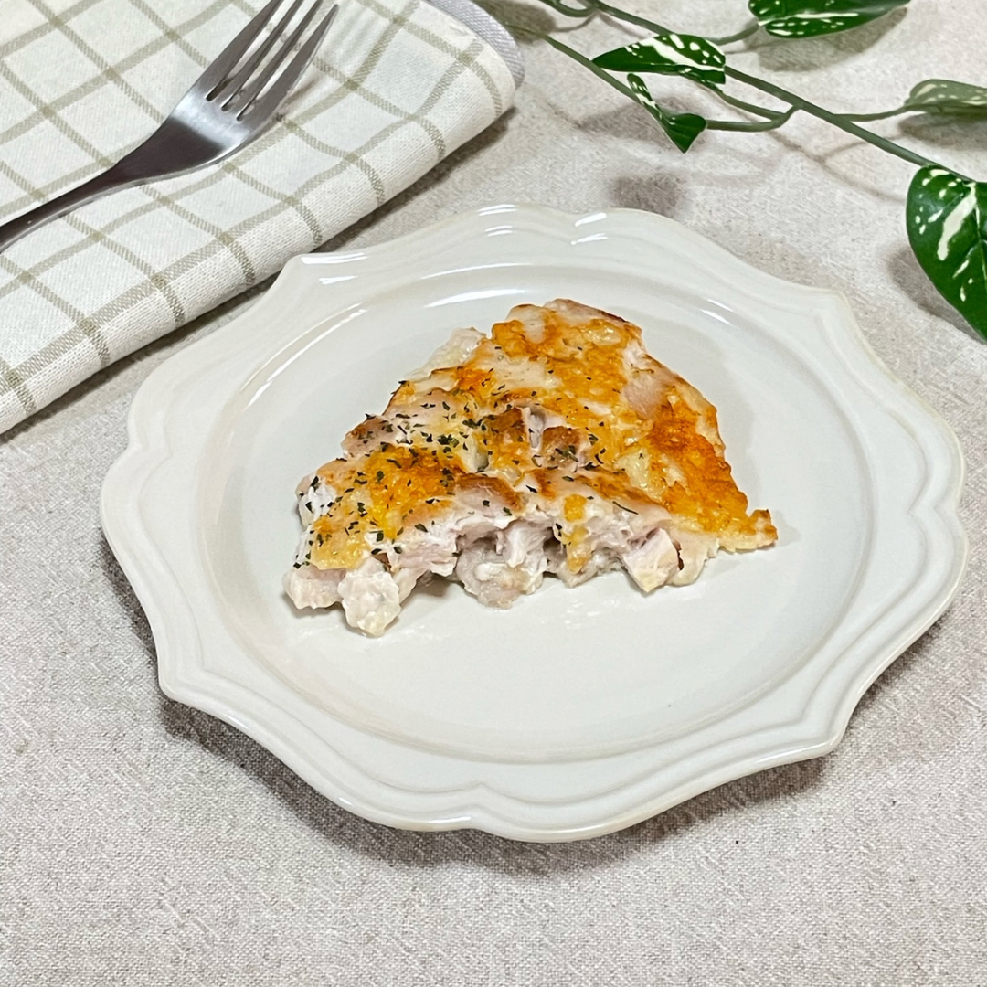材料2つ!鶏むね肉のカリカリチーズ焼き - macaroni