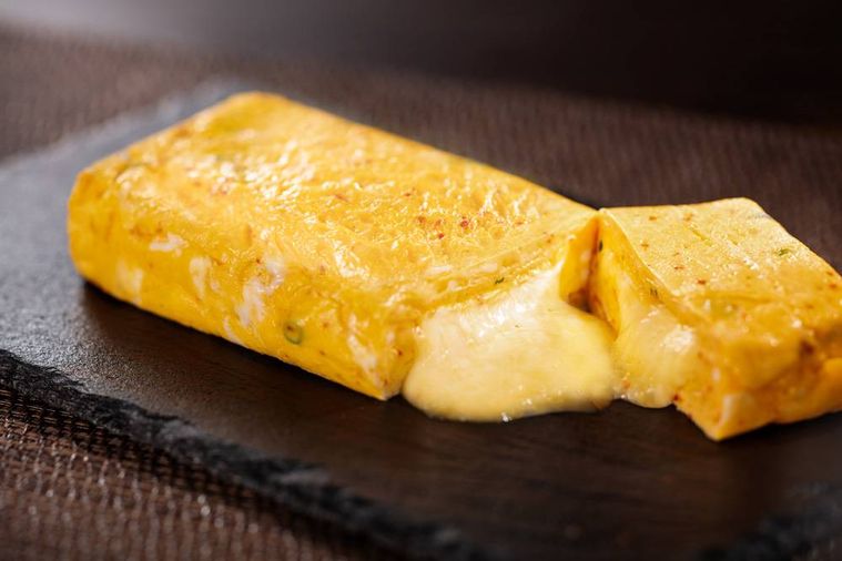 チーズが入っただし巻きたまご