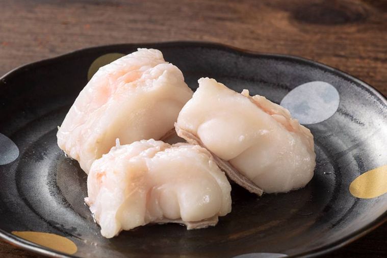 皿に盛られた国産牛ホルモン