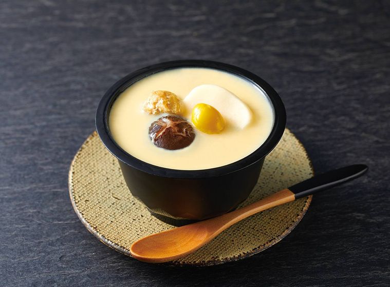 茶碗蒸しが置かれている