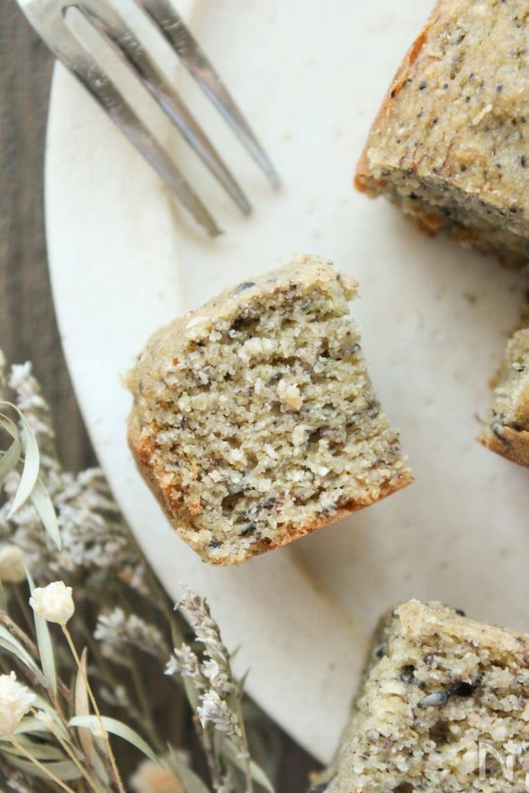 黒ごまバナナケーキの断面