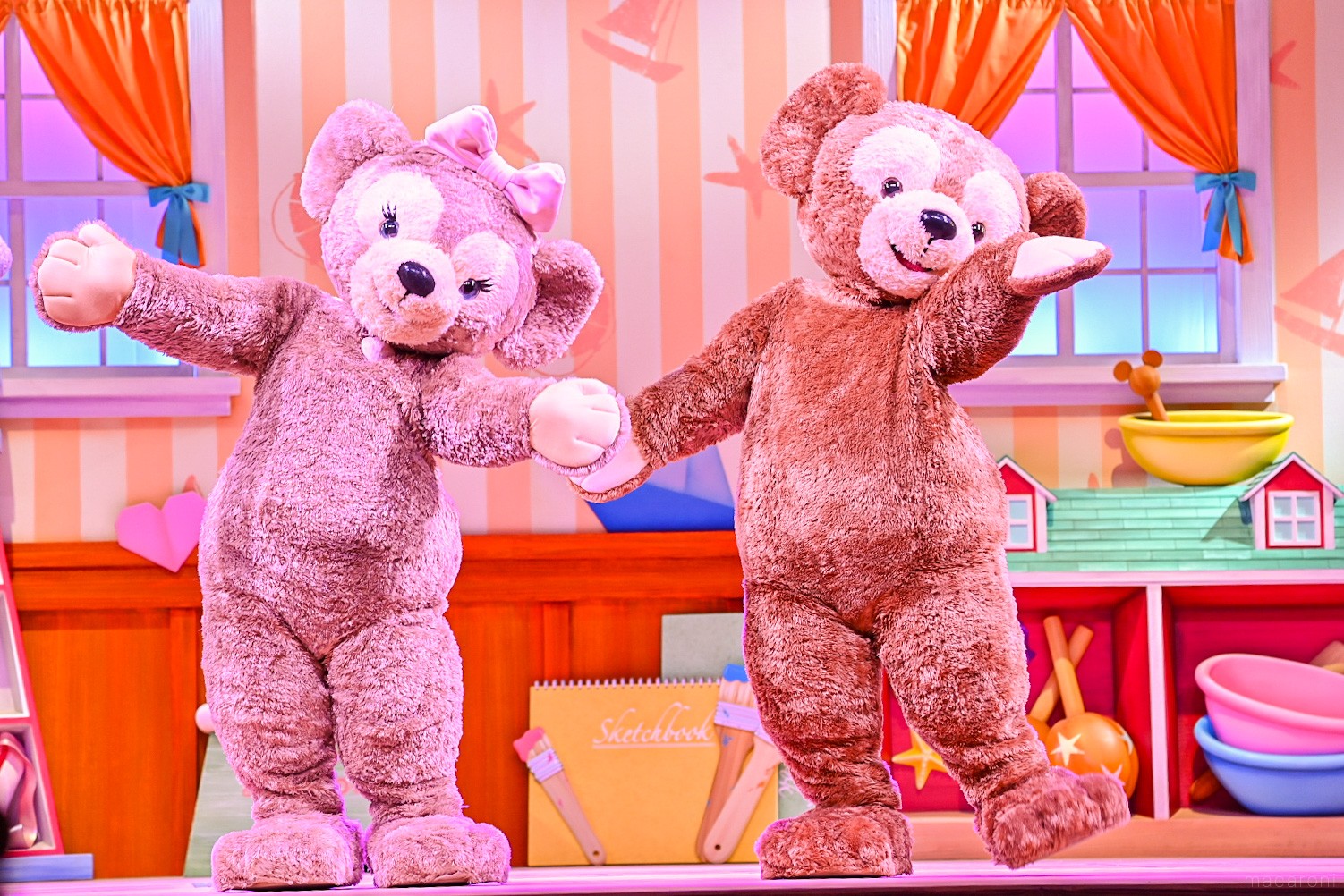 ダッフィー＆フレンズの新しいショーがスタート！新作グッズやメニュー