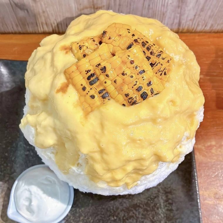 パーラー ビネフル銀座のもろこしポタージュのかき氷