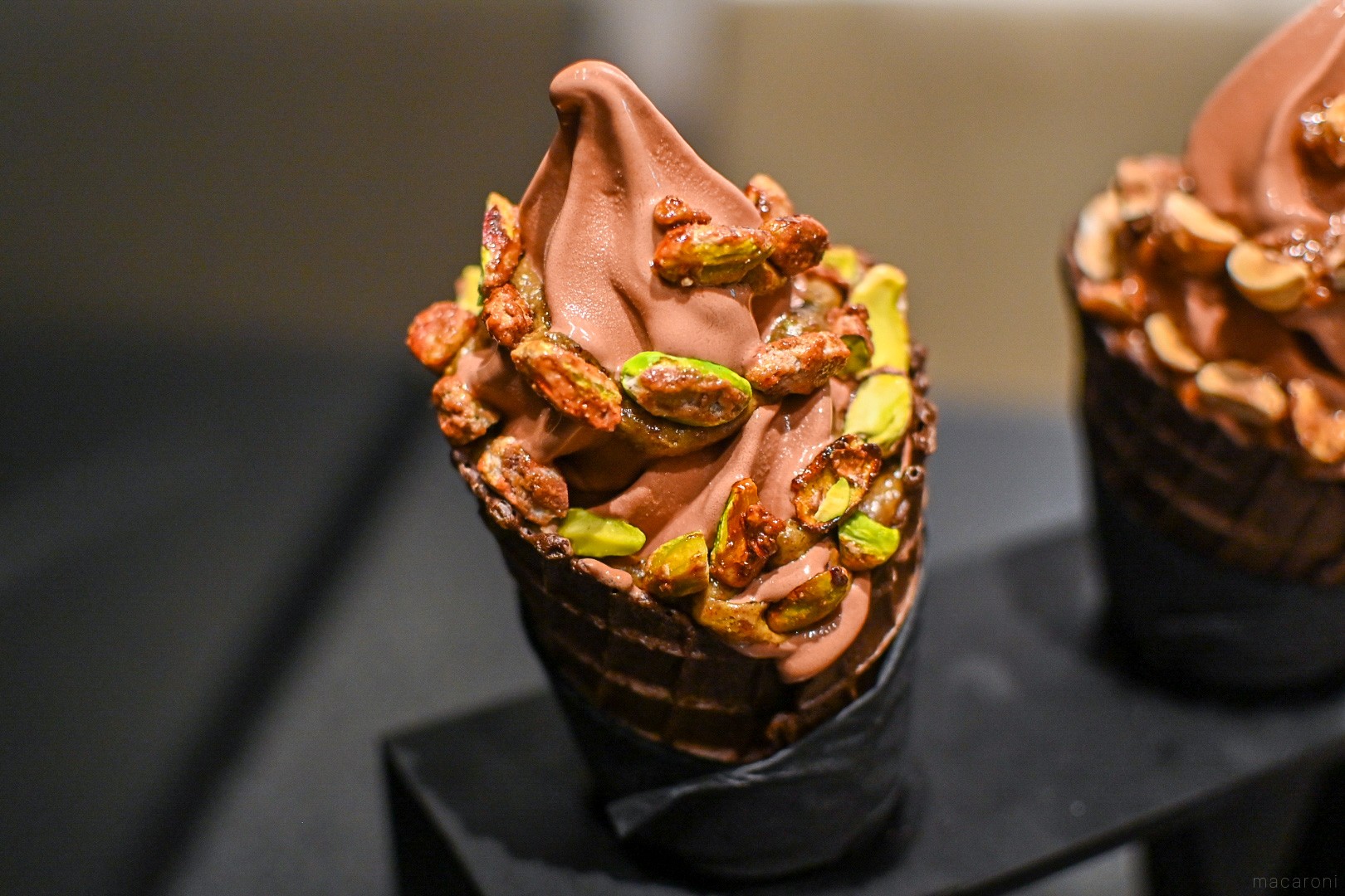 ショコラ専門店の新作チョコレートソフトを食べ比べ。「ル・ショコラ