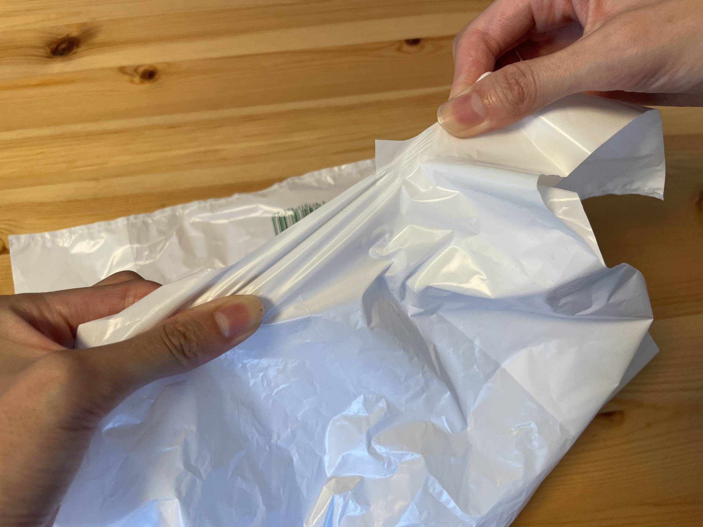ビニール袋はこうすればきれいに開く！「これは使える」「買い物した