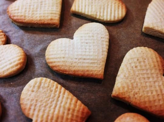 濃厚で爽やかな風味が人気の理由♡「レモンバター」を使ったレシピ10選の画像