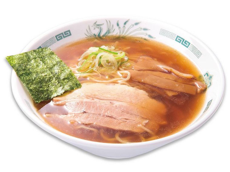 チャーシューやねぎがトッピングされた日高屋の中華そば