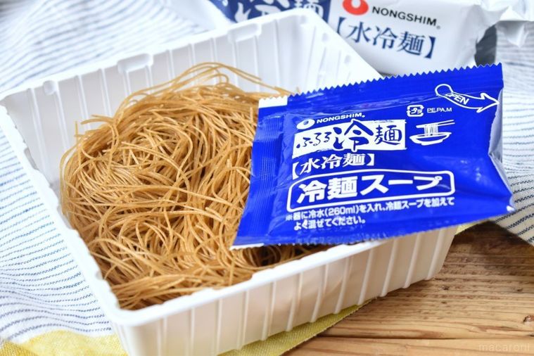 ふるる冷麺水冷麺の中身