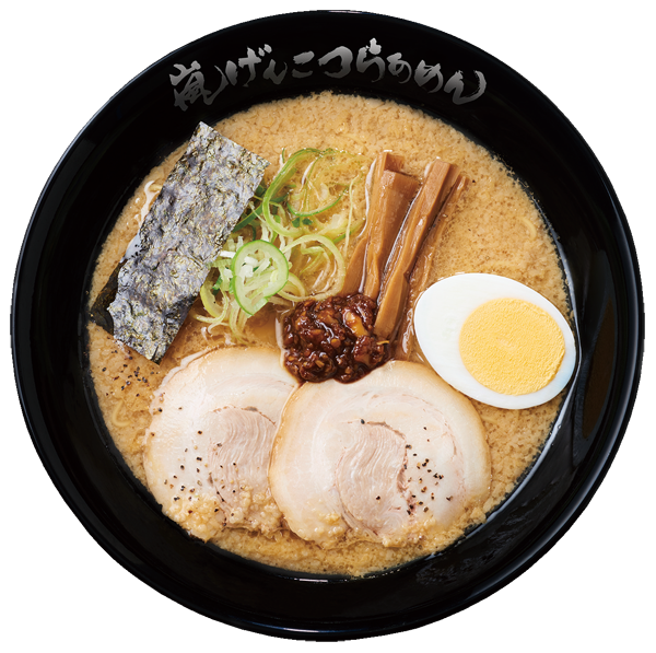 チャーシュー、メンマ、卵、海苔などがのったしょうゆラーメン