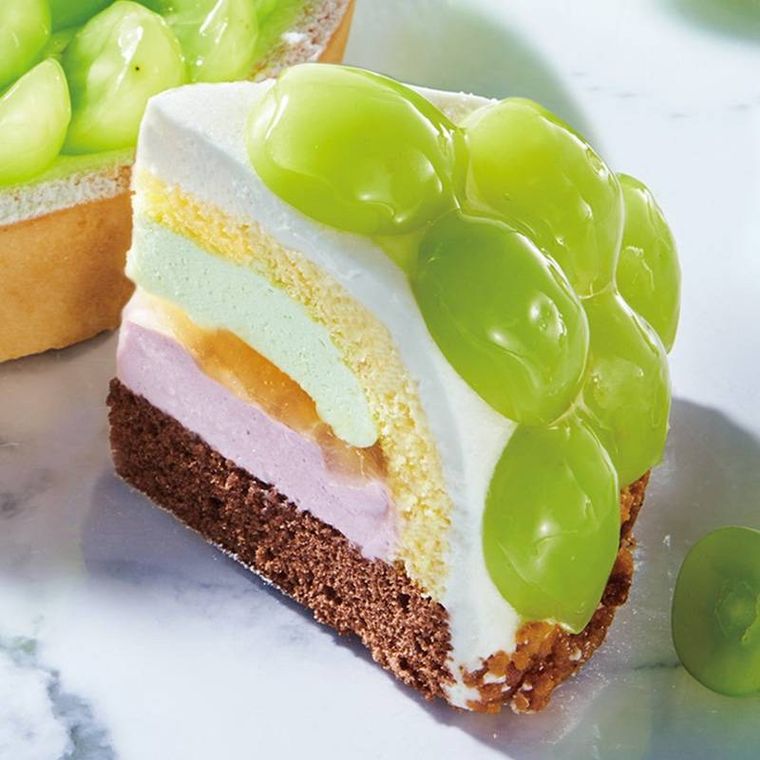 フルーツボンブケーキ 山梨県産シャインマスカットのイメージ