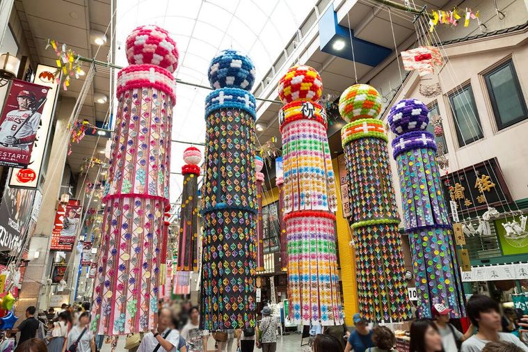 仙台七夕祭りの様子