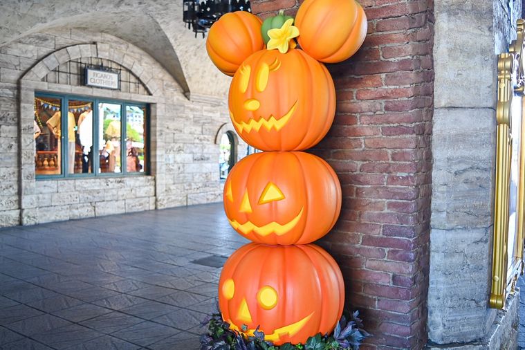 東京ディズニーシー®のハロウィーンのデコレーション