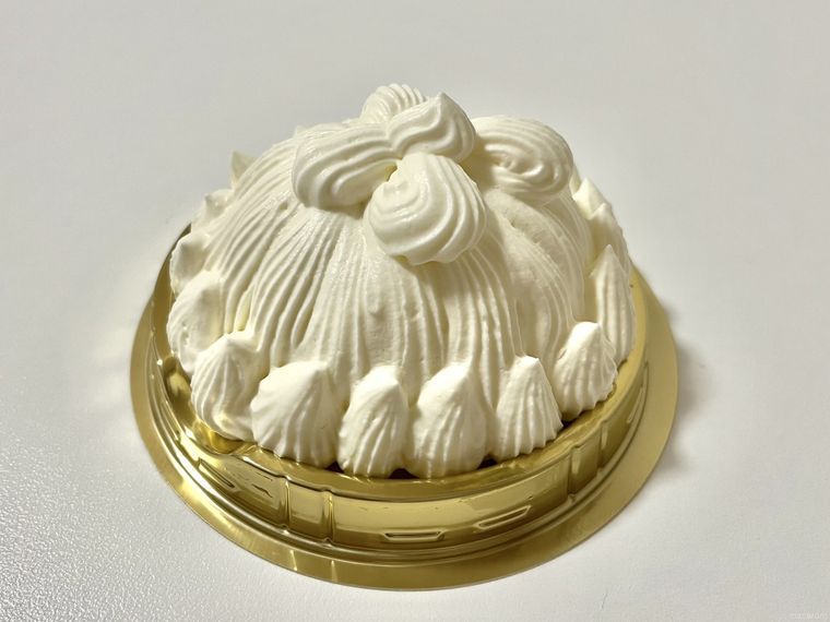 生クリームたっぷりな東京會舘東京ギフトパレット店のマロンシャンテリー