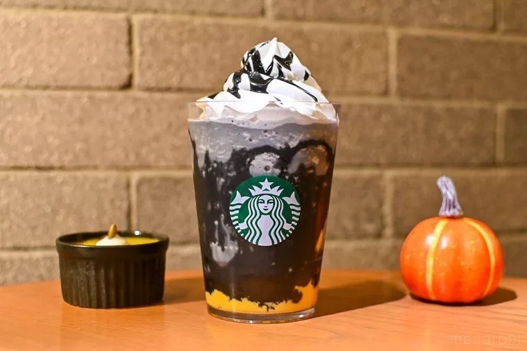 スタバの1000円カスタマイズまとめ。贅沢カスタムの限界に挑戦する方法