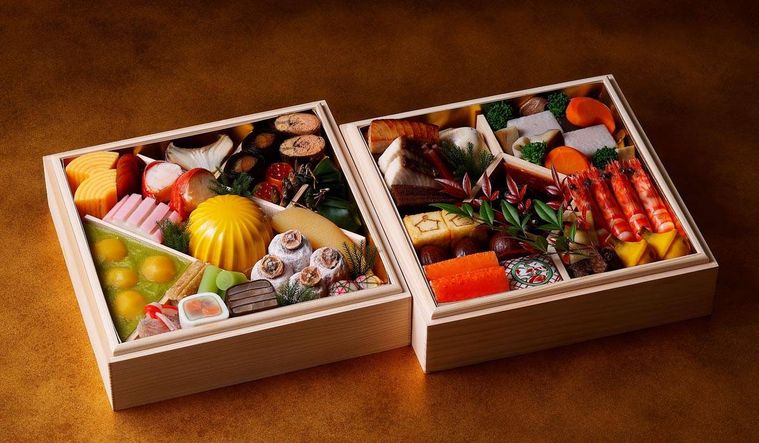 日本料理渡風亭二段重のイメージ