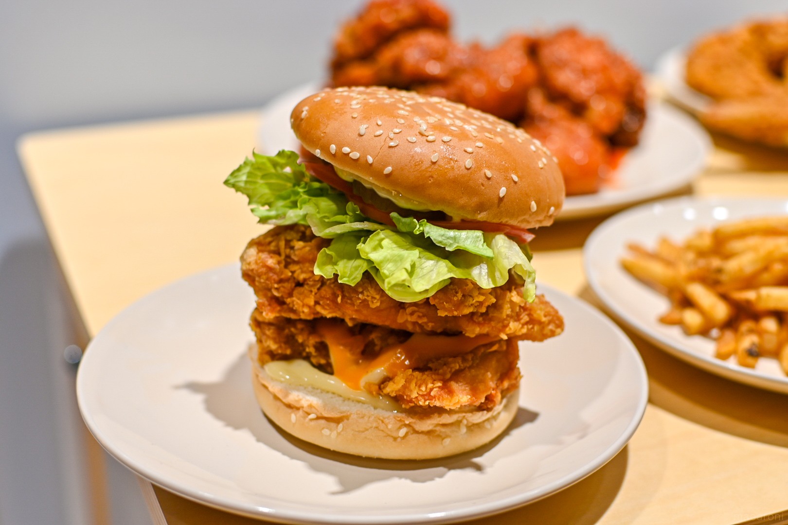 韓国No.1のハンバーガー＆チキンブランド「マムズタッチ」をレポ