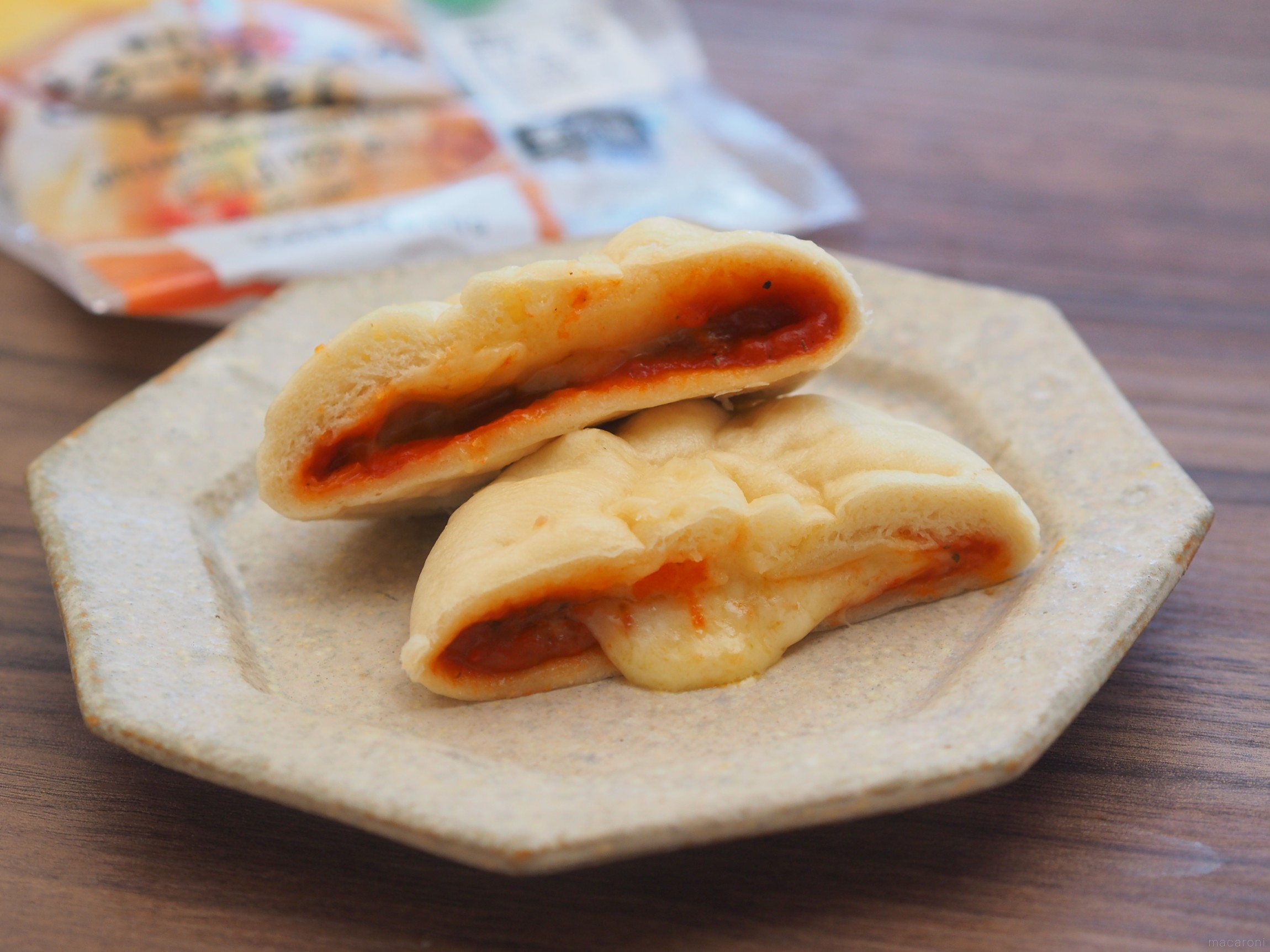 ピザ饅頭です。 楽天市場】ピザまんの通販