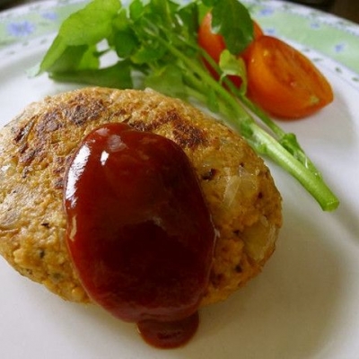 ハンバーグや唐揚げだって作れる!大豆ミートレシピ9選