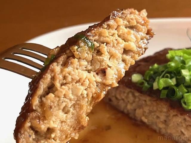 ハナマサのレトルトハンバーグの断面