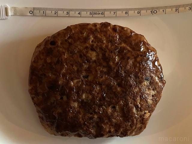 肉のハナマサの大きなハンバーグとメジャー