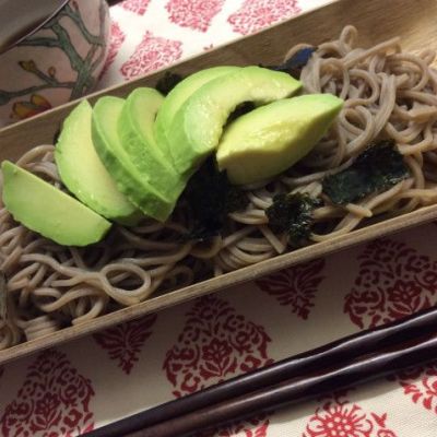 今年は「アボカドそば」!アレンジレシピも紹介します♡