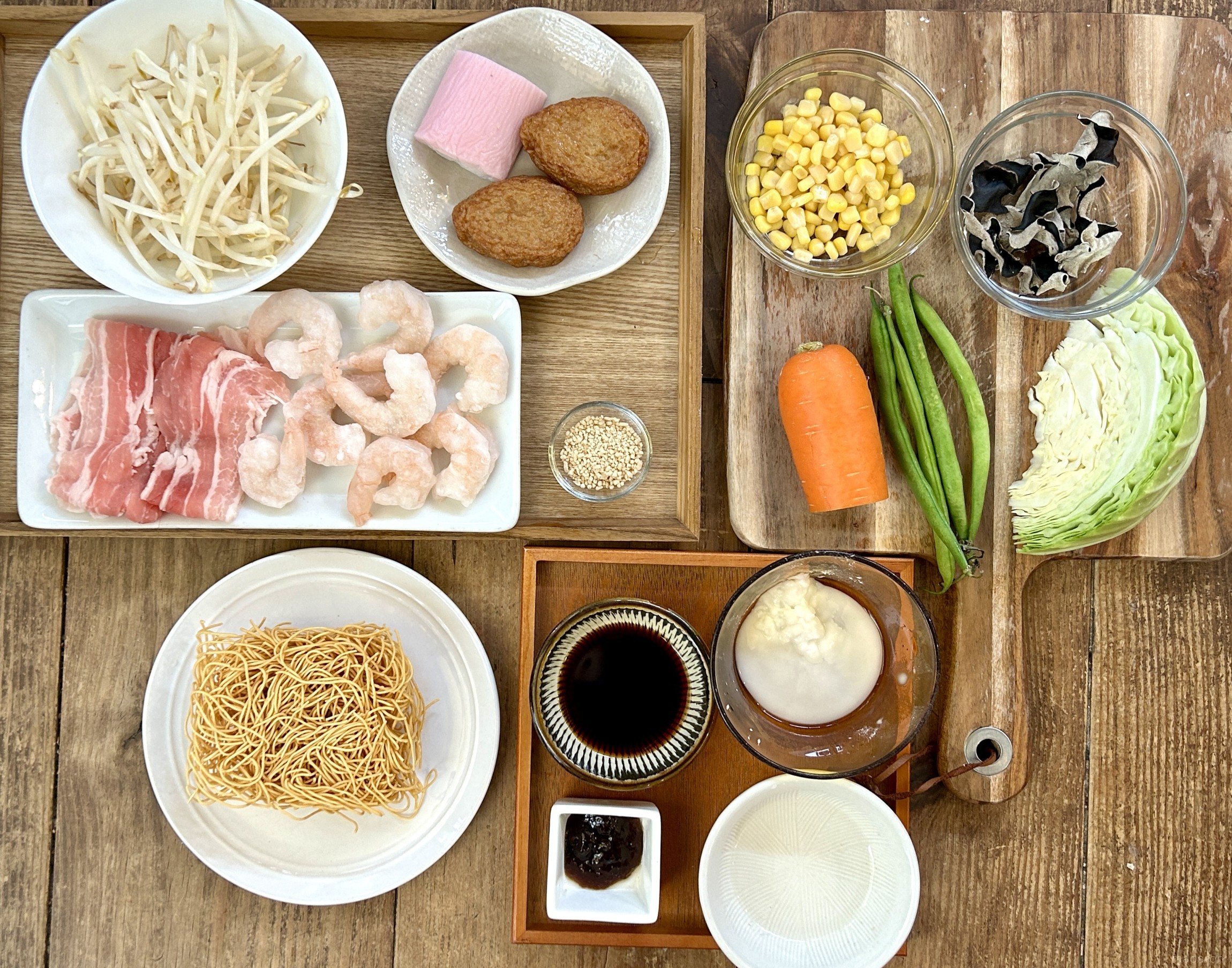 皿 うどん 具