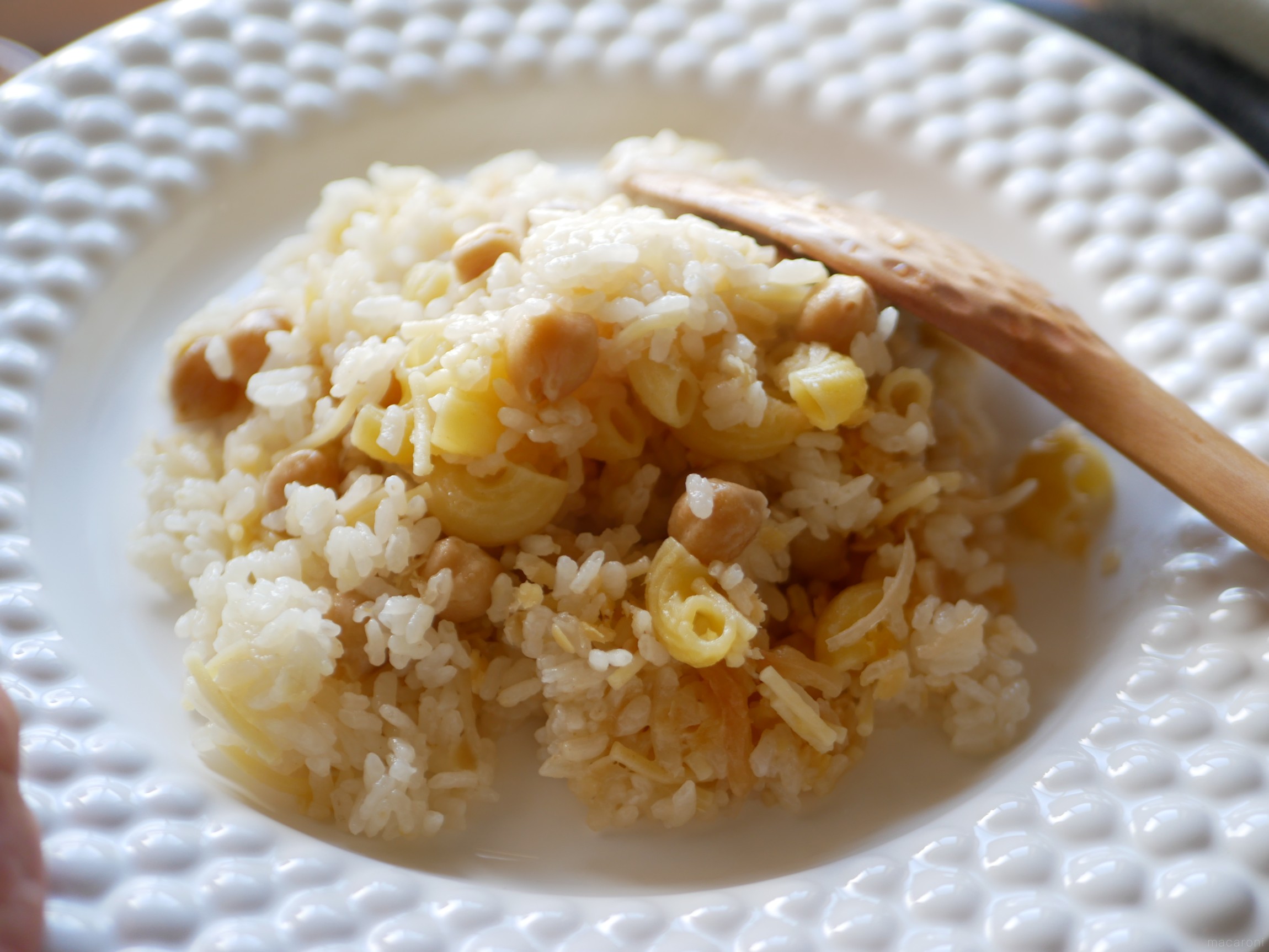 エジプトの国民食「コシャリ」とは？炊飯器で作れる簡単レシピ - macaroni