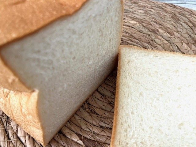 1斤の食パンを切った断面