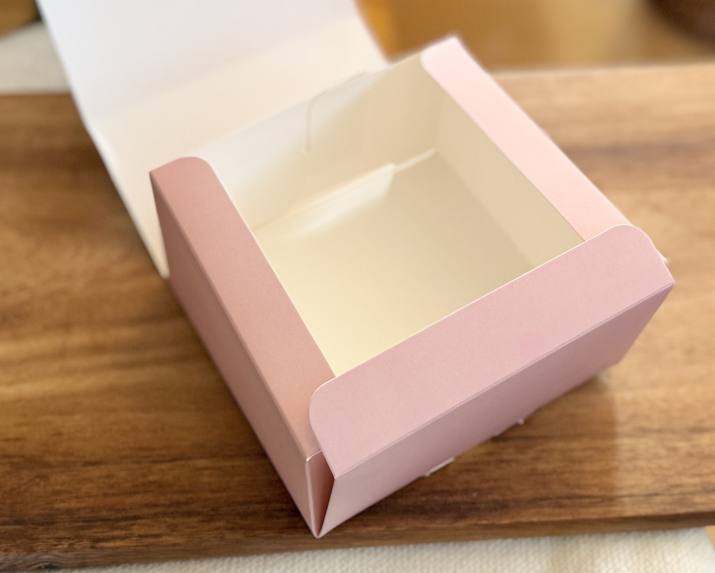 セリア ケーキ 箱