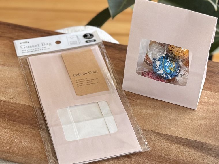 ガゼットバッグ 窓付き3P カフェ・ド・クラフトシール付のパッケージと使用例
