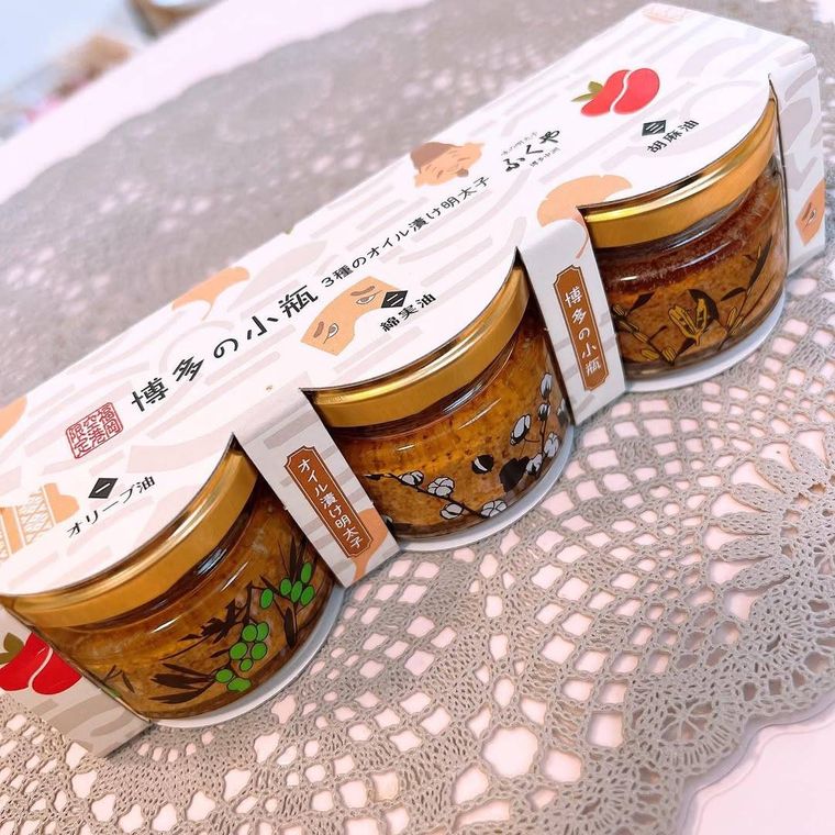 オリーブ油・綿実油・ごま油に漬け込んだ明太子の小瓶