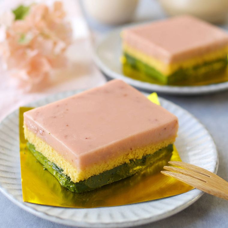 マシュマロで簡単いちごと抹茶のひなまつりムース